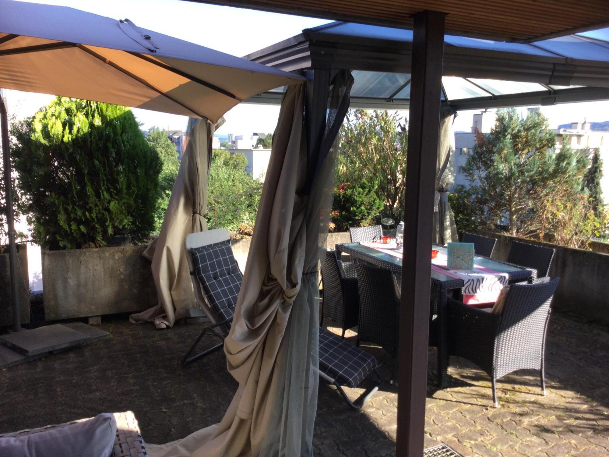 Chambre Spacieuse Et Confortable Avec Ecran Plat Oetwil an Der Limmat Esterno foto